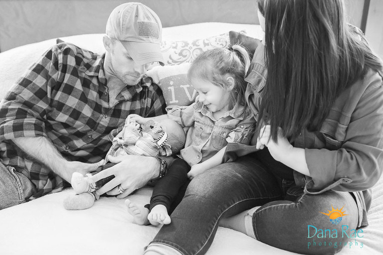 zebrowski-newborn-lifestyle-session-2016-15-of-100